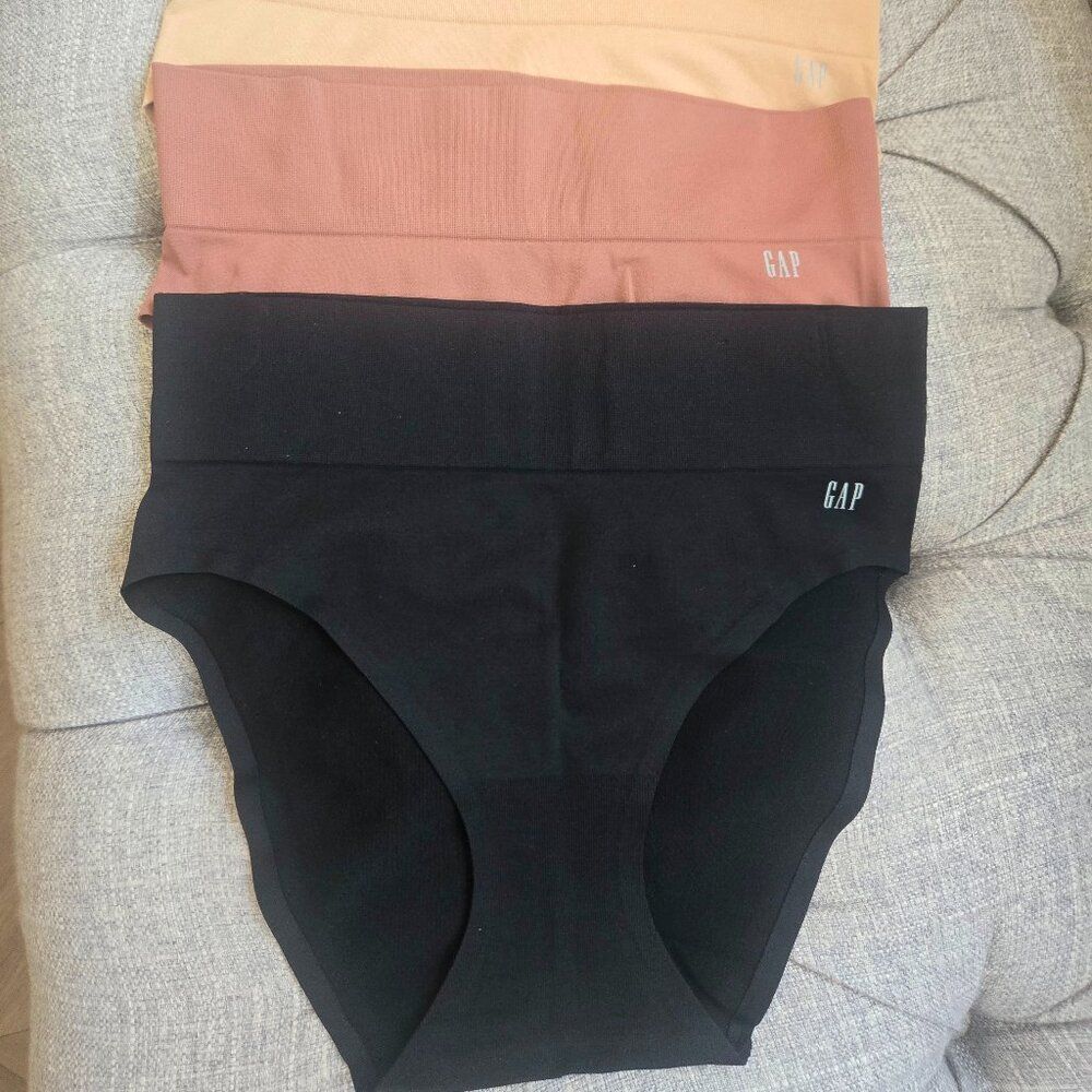 GAP panties (set of 3)